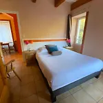 Logis Restaurant Le Domaine De L'eau Vive Hotel Largentière