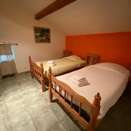 Logis Restaurant Le Domaine De L'eau Vive Hotel
