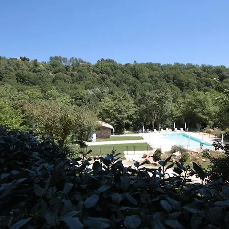 Hotell Logis Restaurant Le Domaine De L'eau Vive Largentière