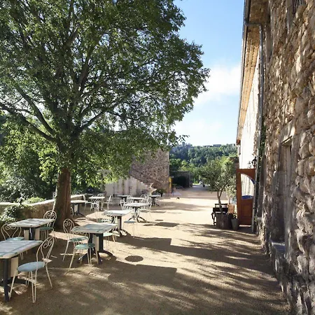 Logis Restaurant Le Domaine De L'eau Vive Hotell Largentière