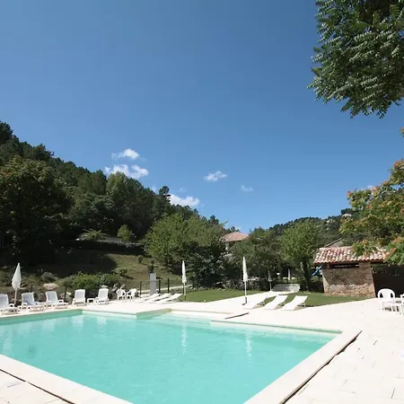 Logis Restaurant Le Domaine De L'eau Vive Hotel 3*
