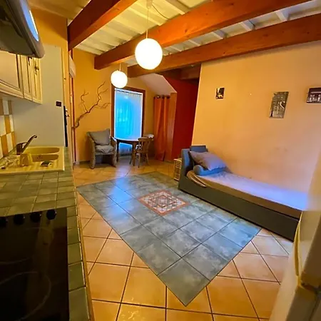 Logis Restaurant Le Domaine De L'eau Vive Hotel 3*