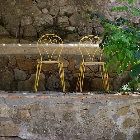 Logis Restaurant Le Domaine De L'eau Vive 3*